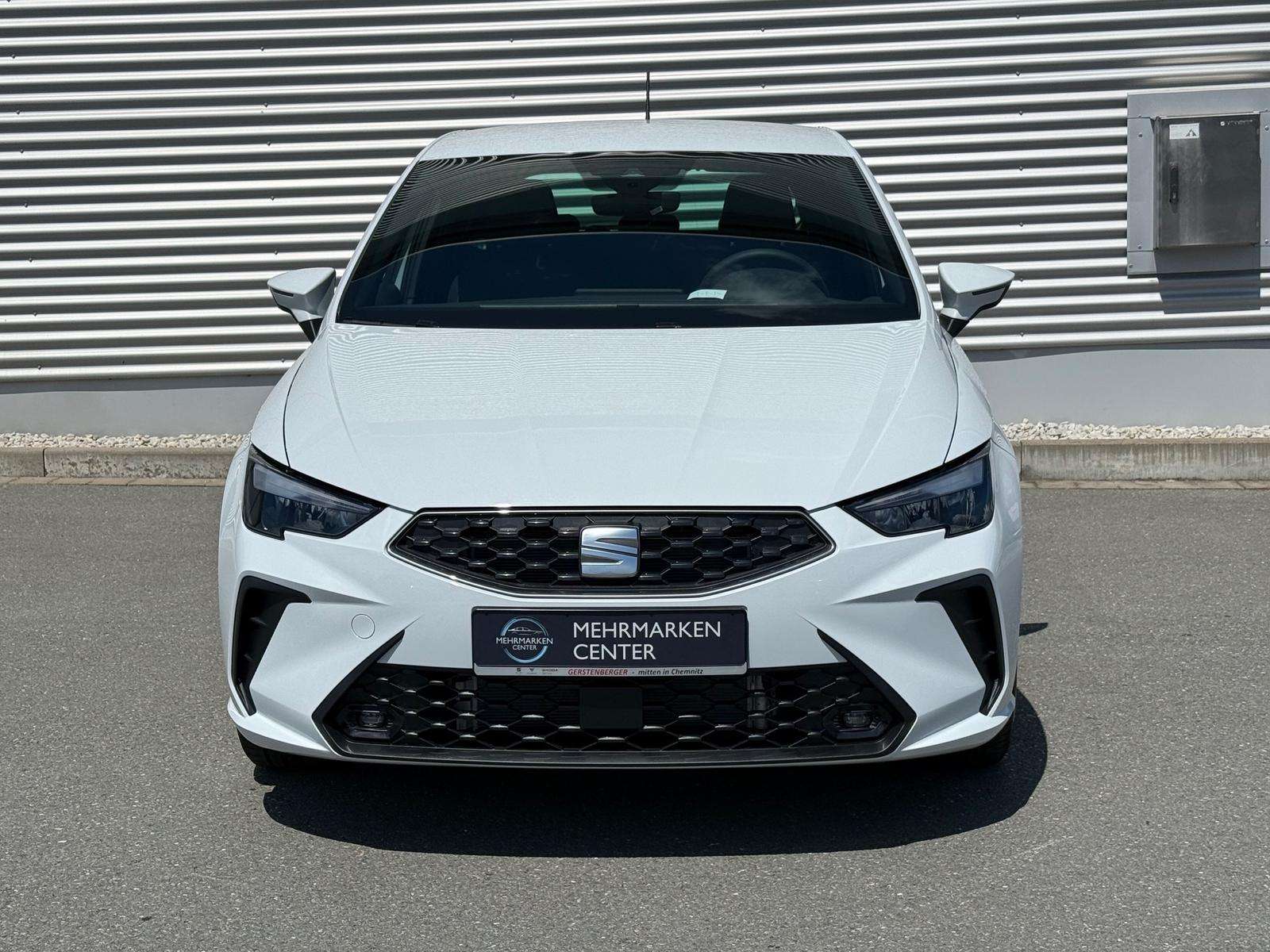 Fahrzeugbild eines SEAT Ibiza