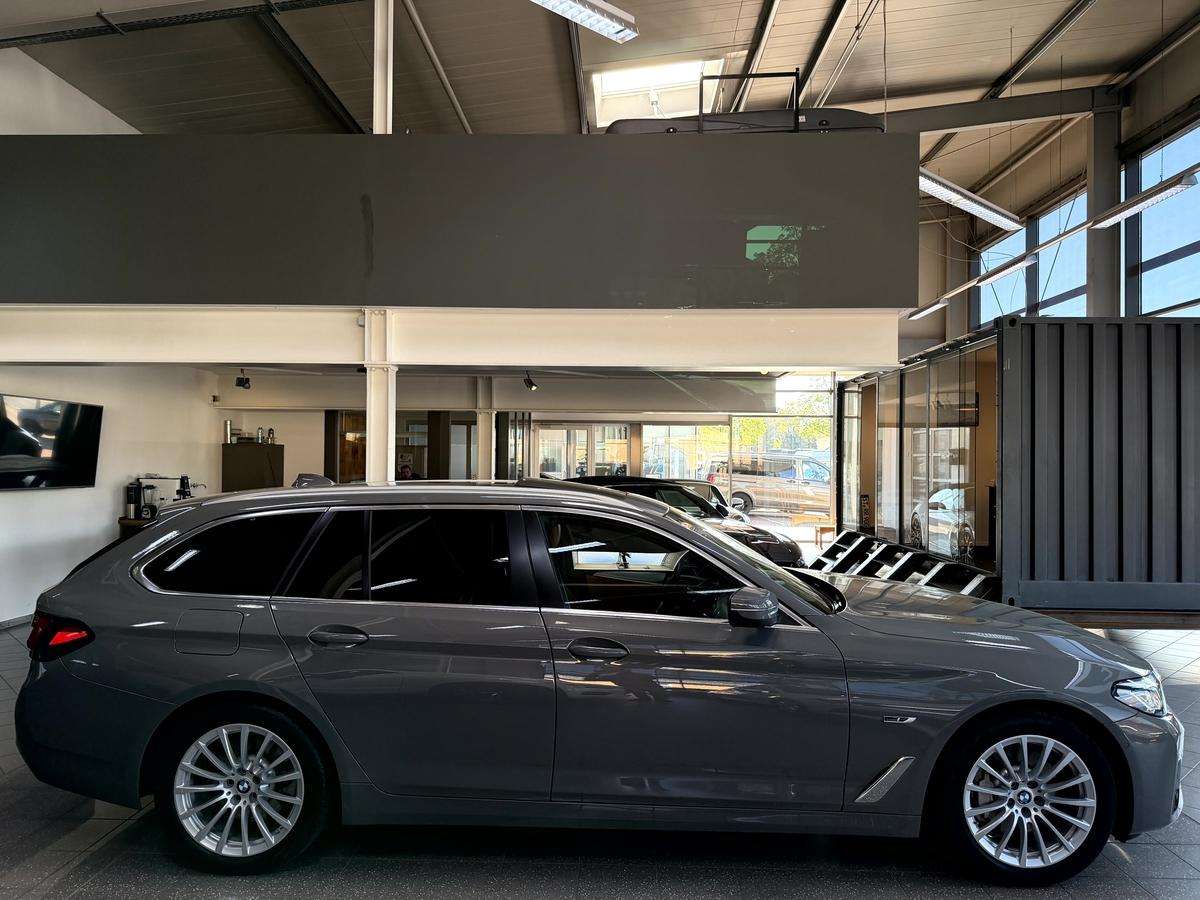 Fahrzeugbild eines BMW 5er-Reihe