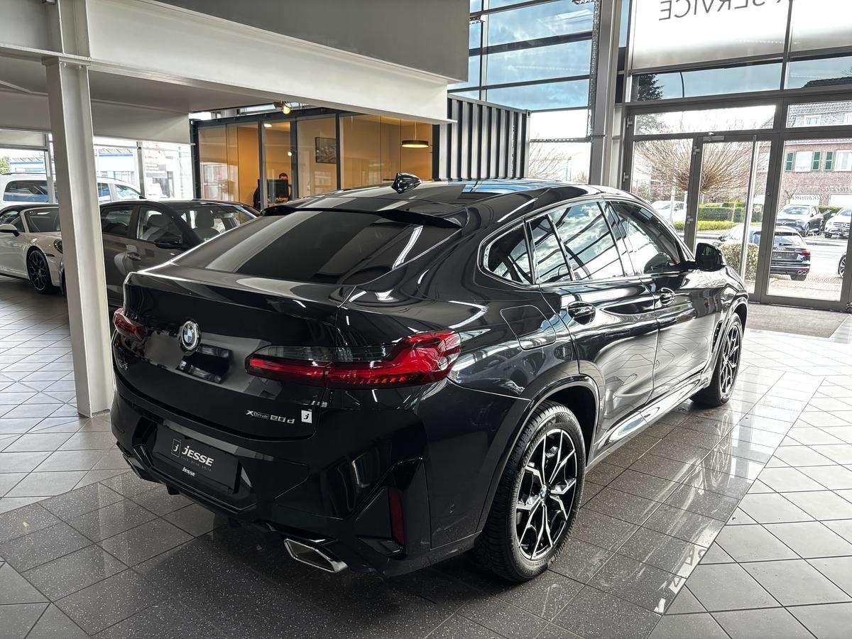 Fahrzeugbild eines BMW X4