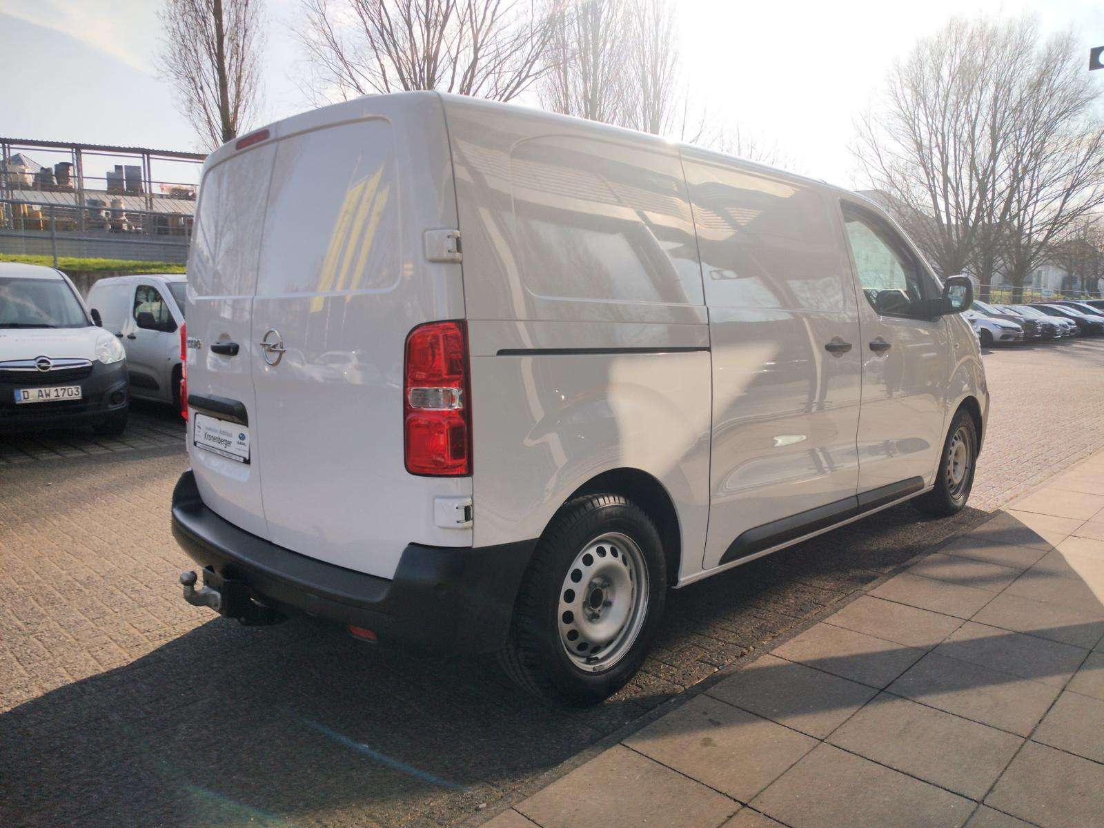 Fahrzeugbild eines Opel Vivaro