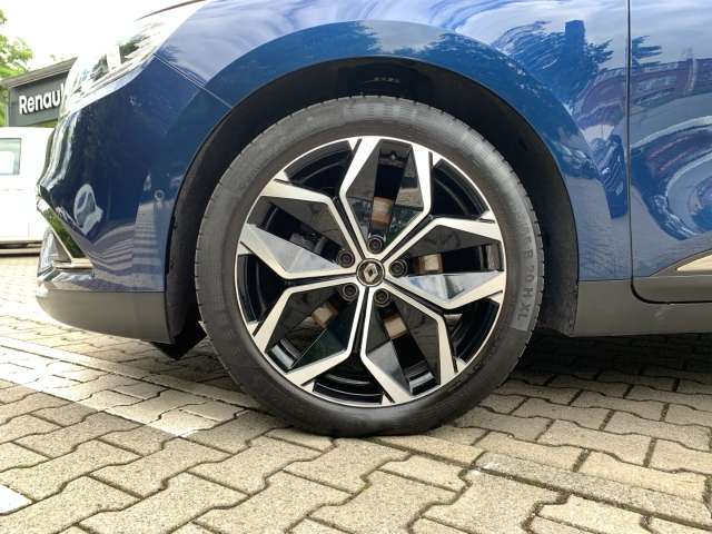 Fahrzeugbild eines Renault Scénic