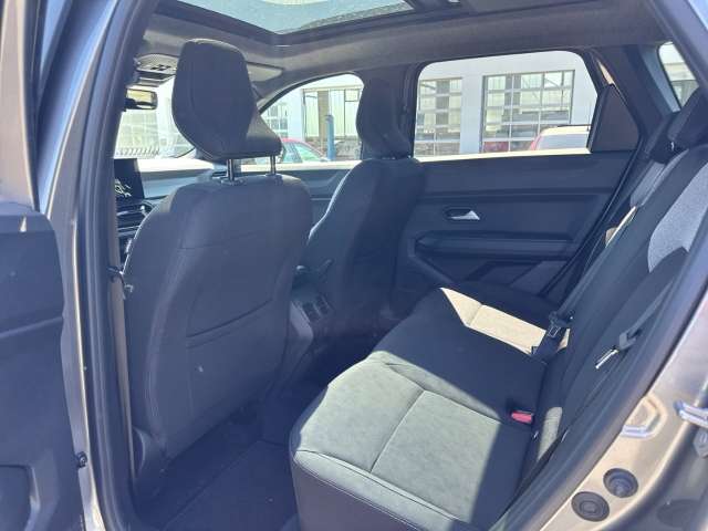 Fahrzeugbild eines Dacia Bigster