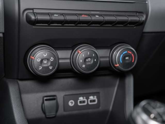 Fahrzeugbild eines Mitsubishi Colt