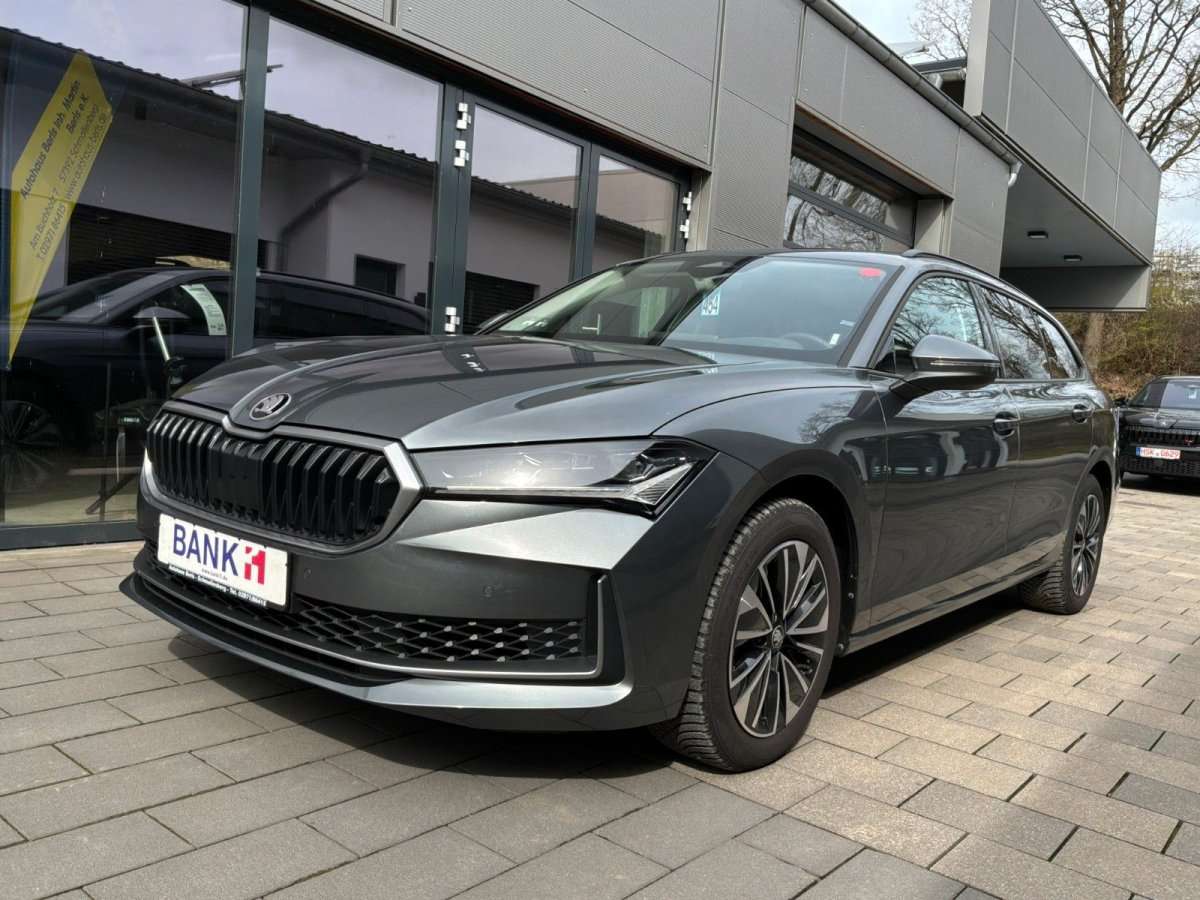 Fahrzeugbild eines Skoda Superb