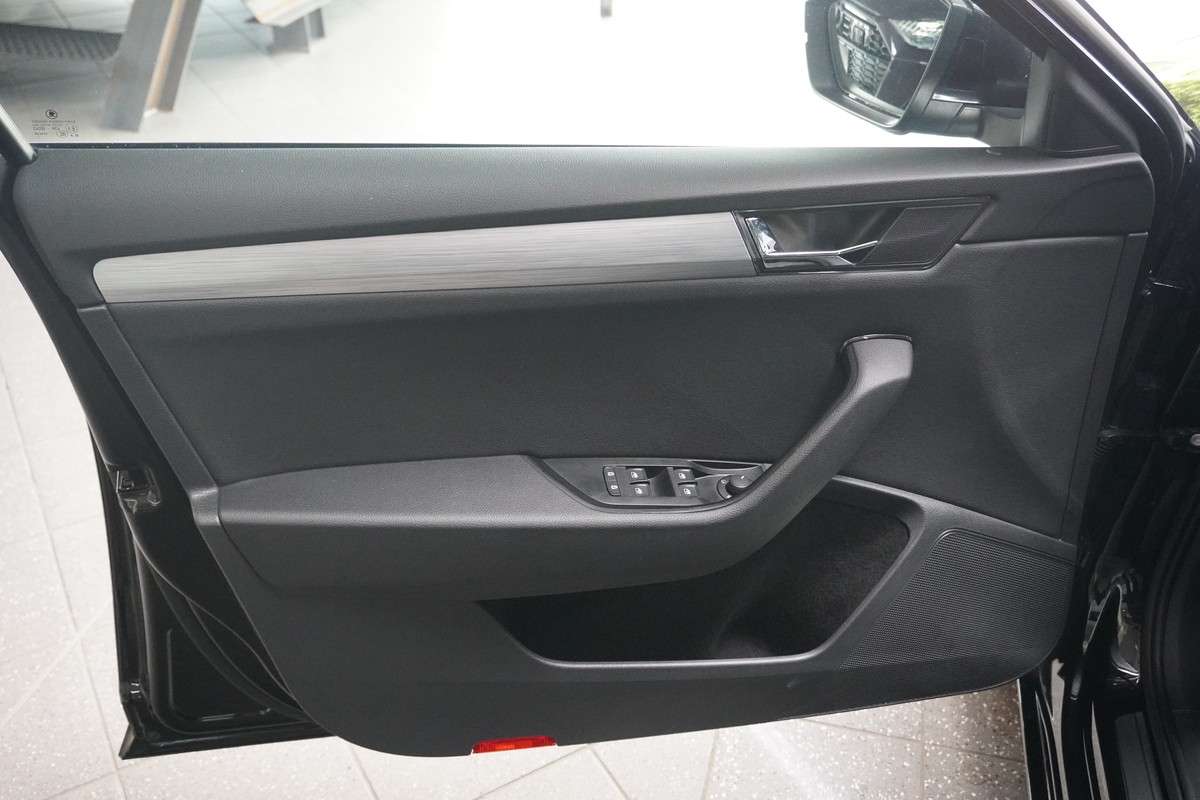 Fahrzeugbild eines Skoda Superb