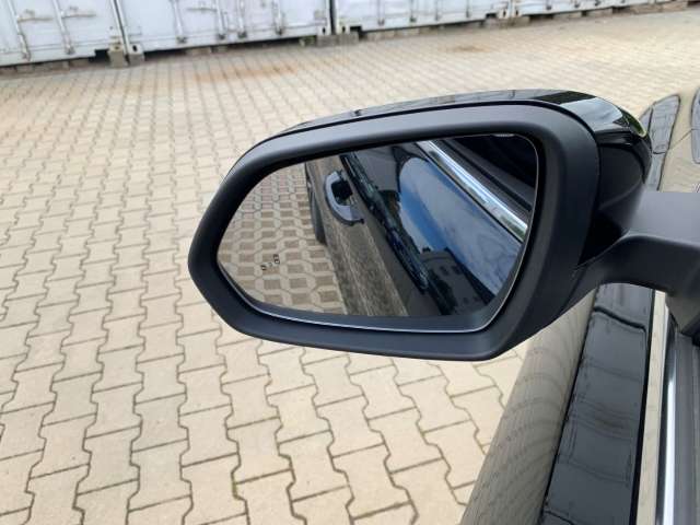 Fahrzeugbild eines MG ZS