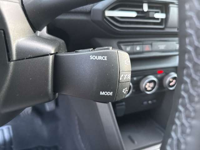 Fahrzeugbild eines Dacia Jogger