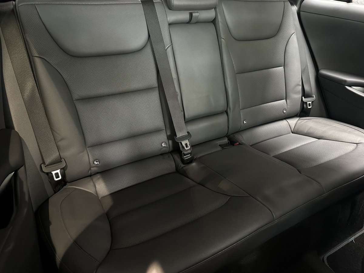 Fahrzeugbild eines Hyundai IONIQ