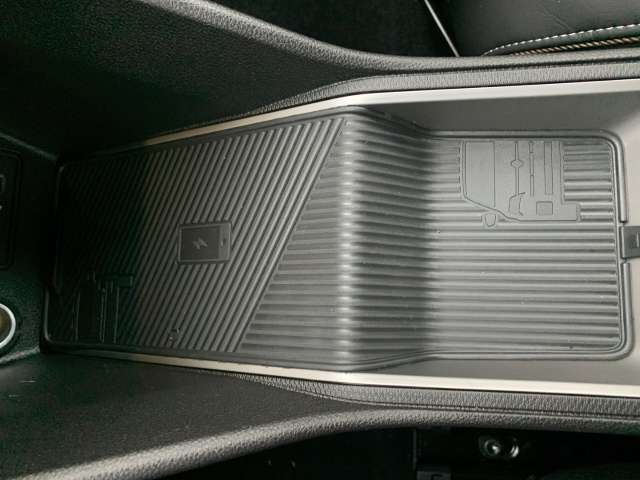Fahrzeugbild eines Renault 5 E-TECH