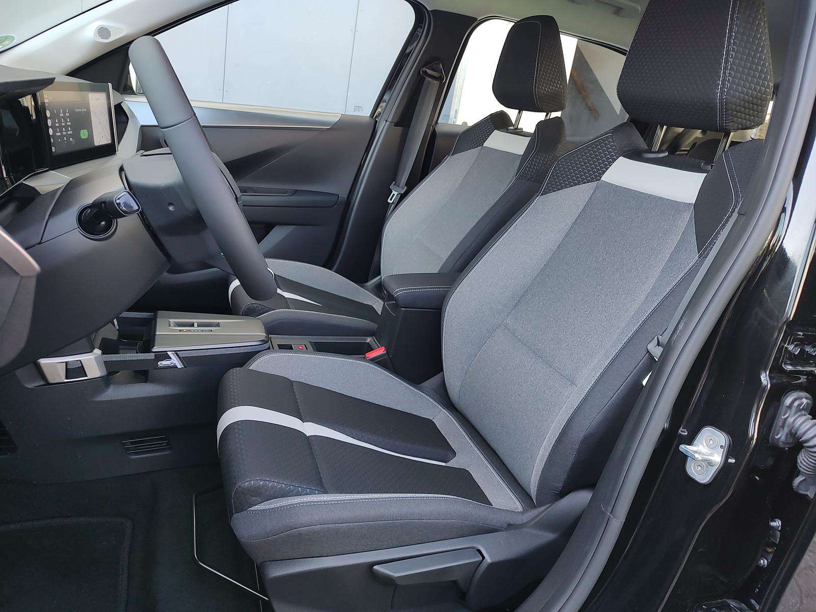 Fahrzeugbild eines Opel Frontera