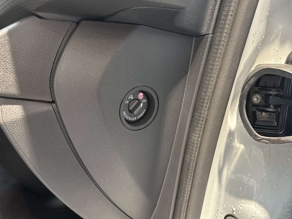 Fahrzeugbild eines Renault Trafic