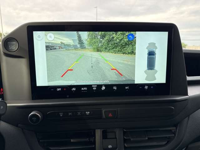 Fahrzeugbild eines Ford Transit Custom