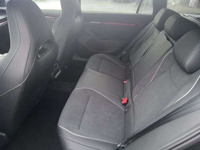 Fahrzeugbild eines Skoda Superb