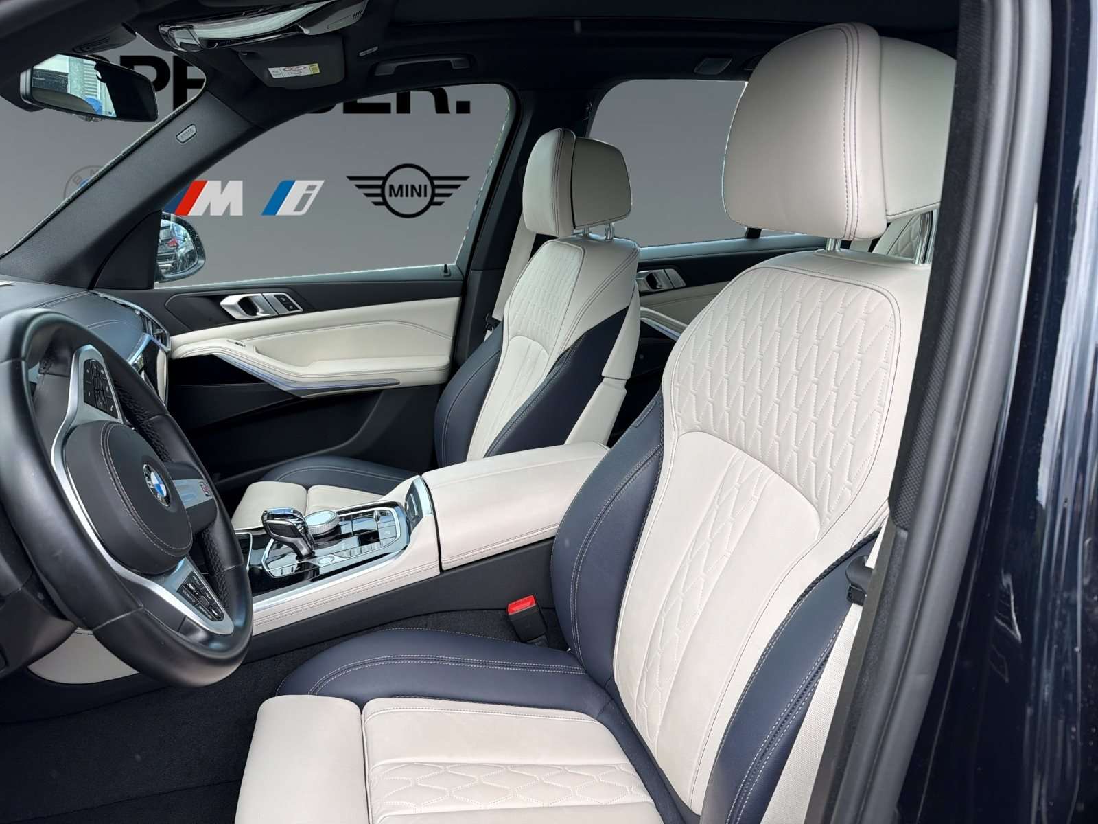 Fahrzeugbild eines BMW X5