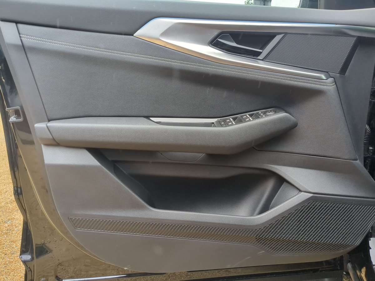 Fahrzeugbild eines Renault Austral
