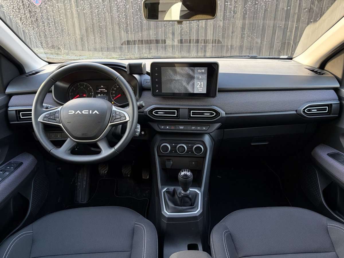 Fahrzeugbild eines Dacia Sandero