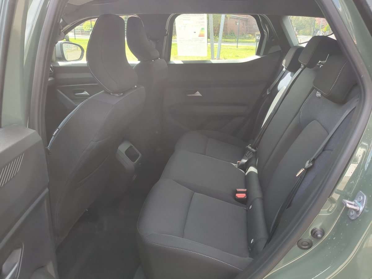 Fahrzeugbild eines Dacia Duster