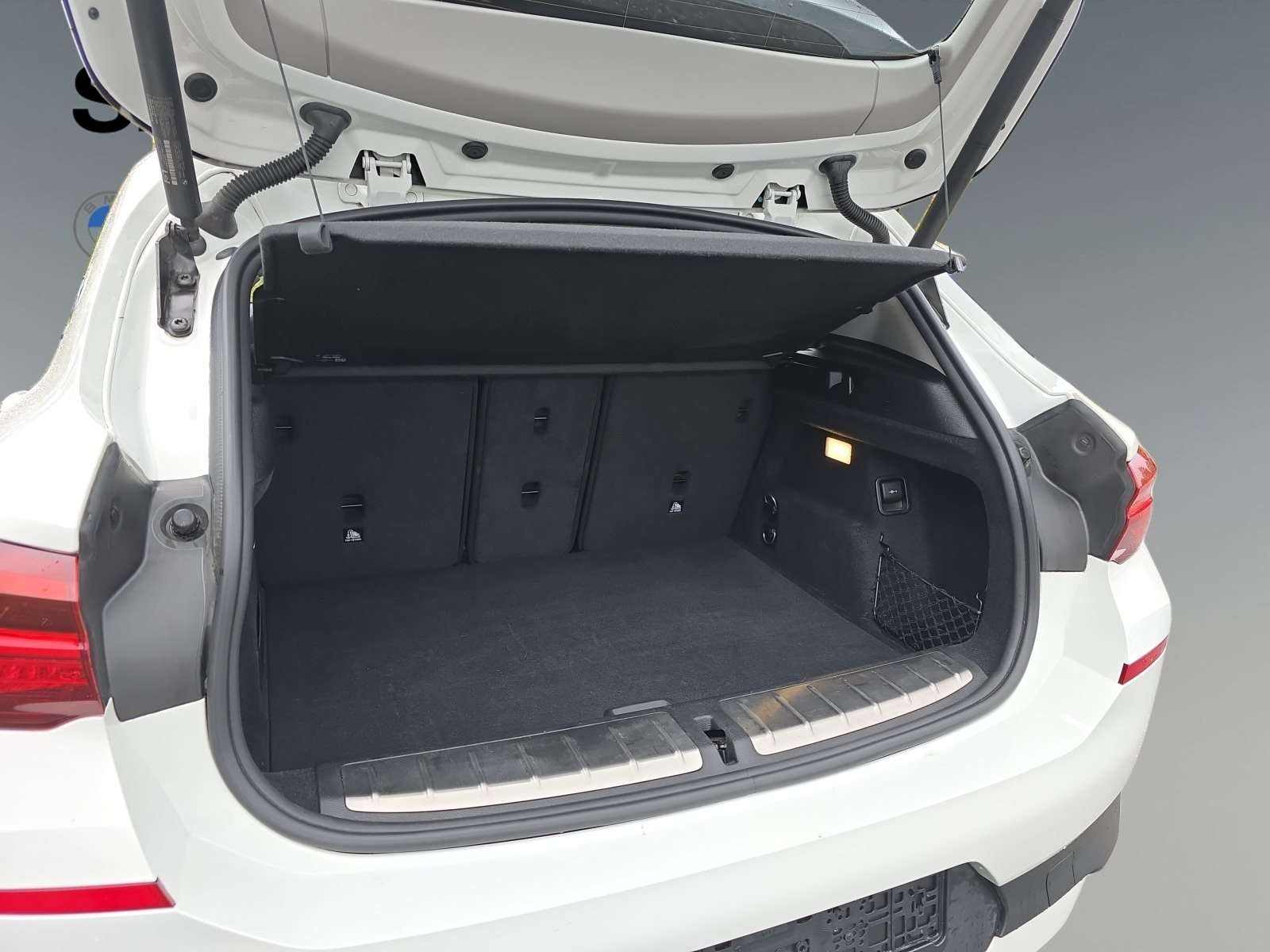 Fahrzeugbild eines BMW X2