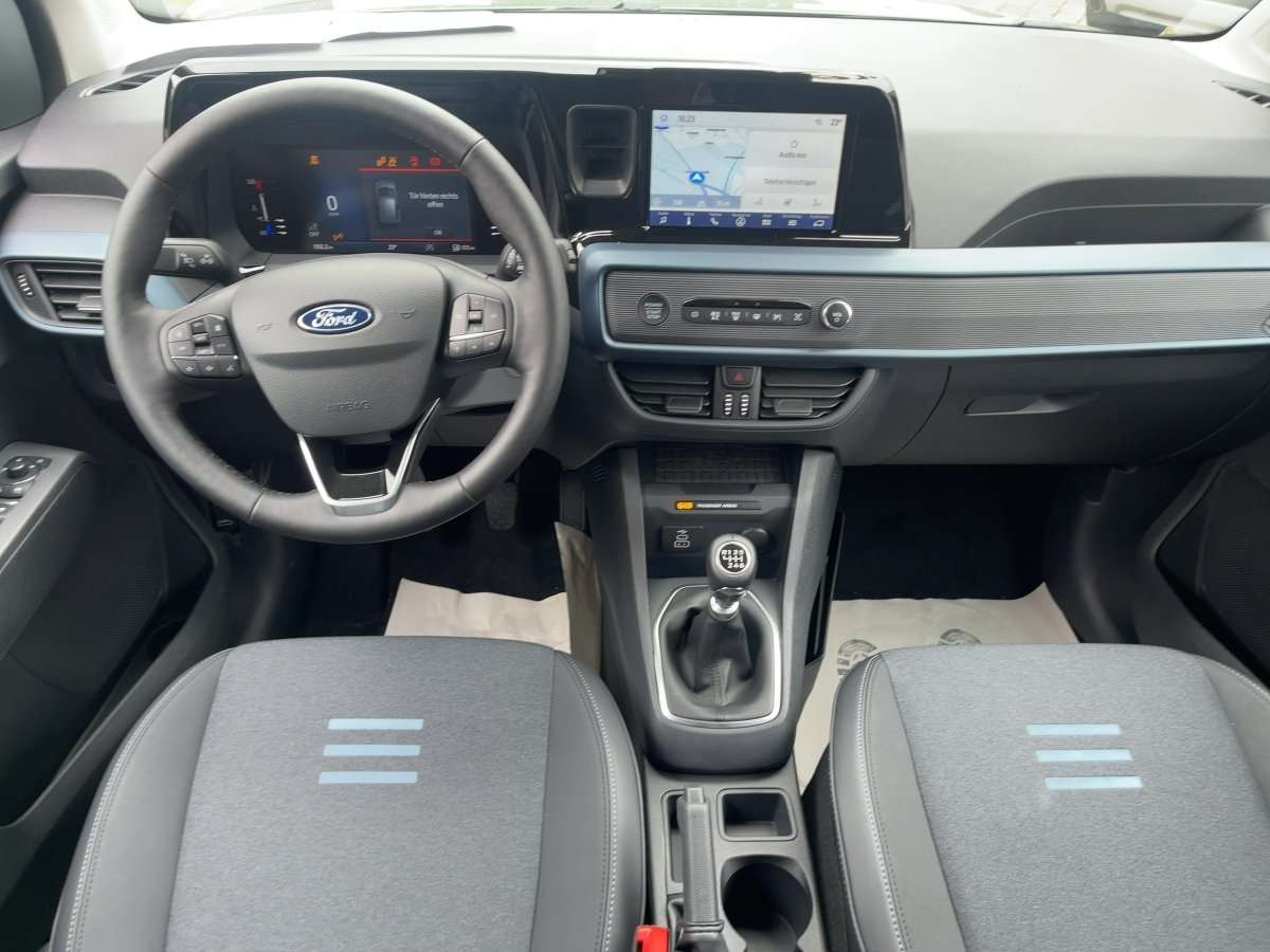 Fahrzeugbild eines Ford Tourneo Courier