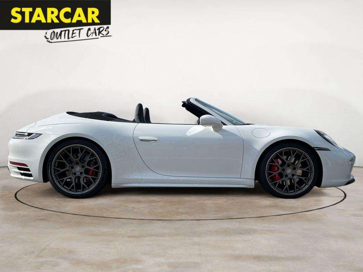 Fahrzeugbild eines Porsche 911