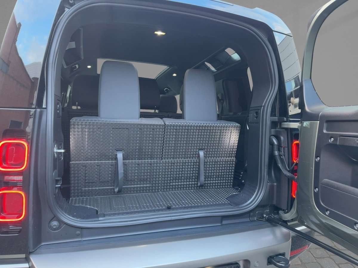 Fahrzeugbild eines Land Rover Defender