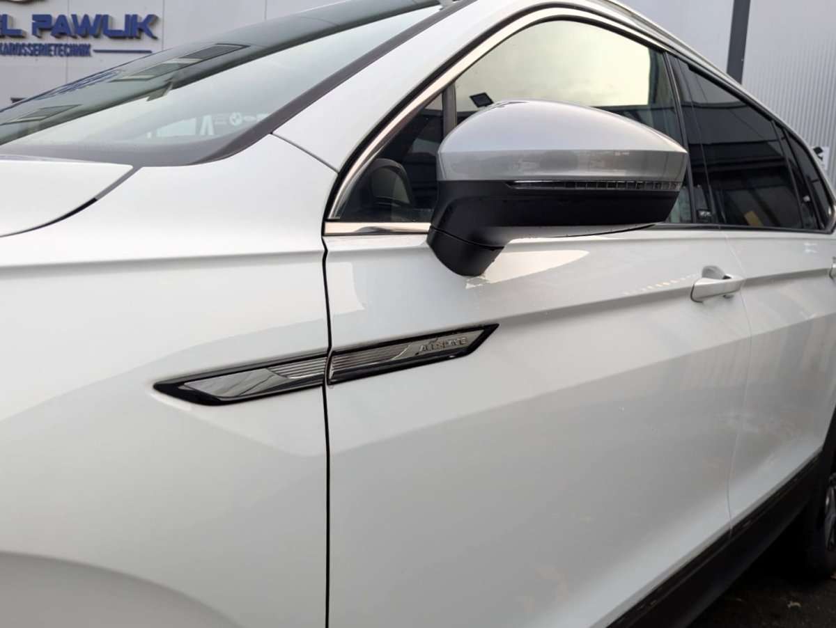 Fahrzeugbild eines Volkswagen Tiguan Allspace