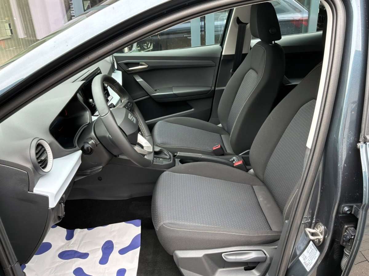 Fahrzeugbild eines SEAT Ibiza