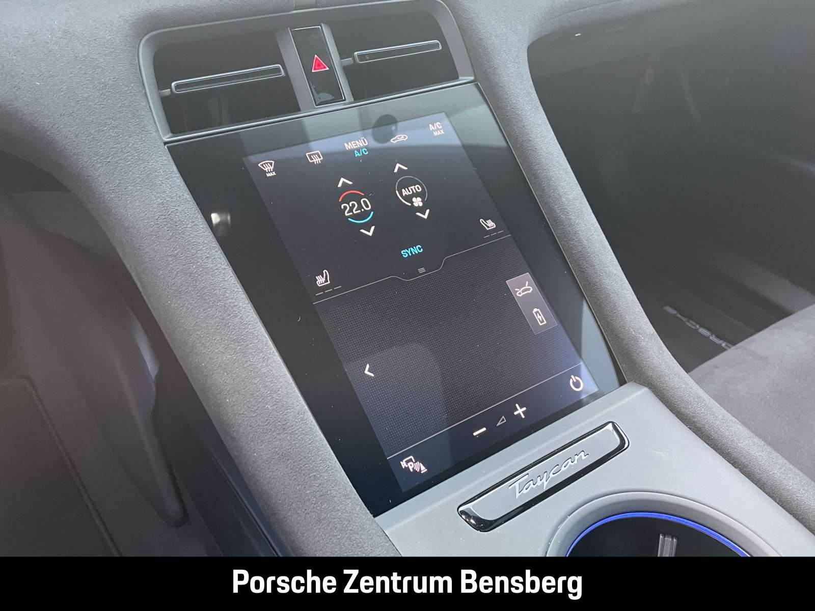 Fahrzeugbild eines Porsche Taycan