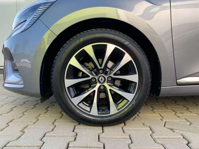 Fahrzeugbild eines Renault Clio