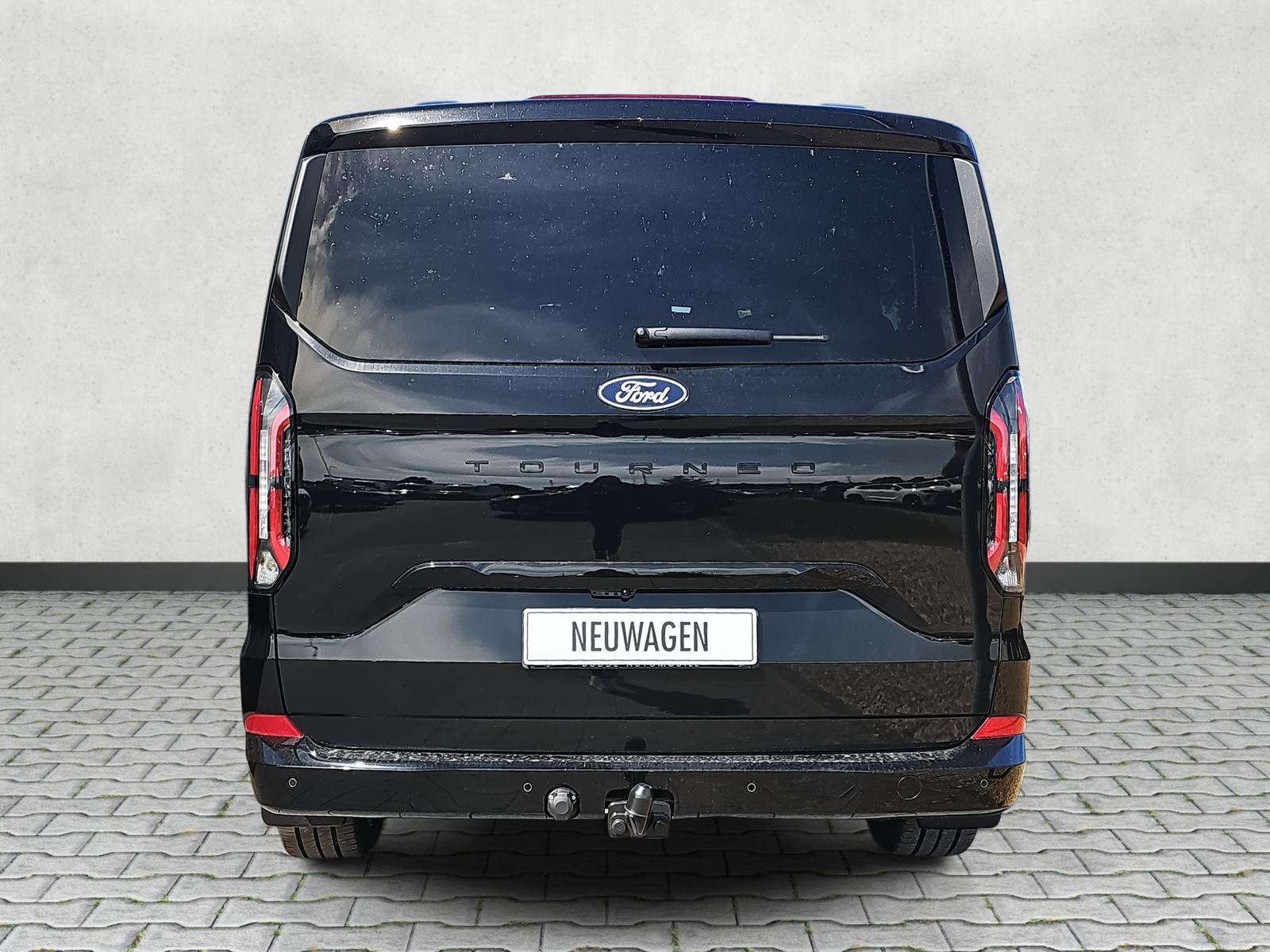 Fahrzeugbild eines Ford Tourneo Custom