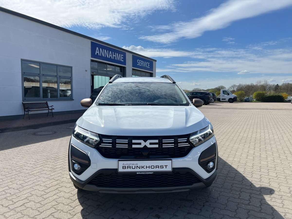Fahrzeugbild eines Dacia Jogger