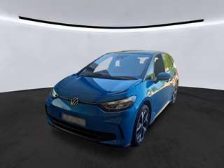 Schräge Frontansicht auf einen Volkswagen ID.3 , freigestellt