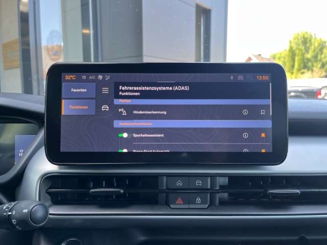 Fahrzeugbild eines Jeep Avenger