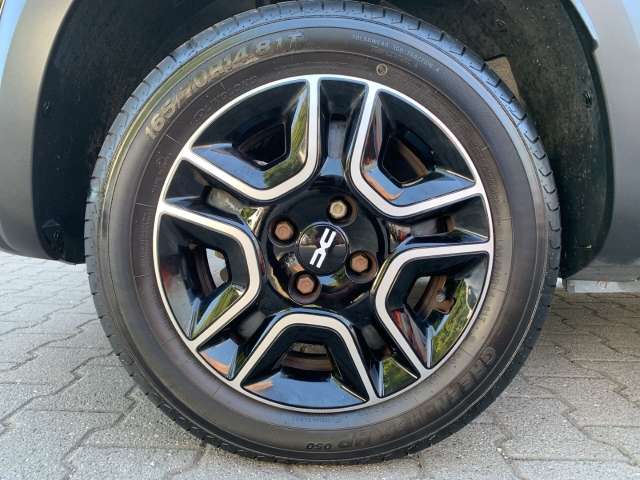 Fahrzeugbild eines Dacia Spring