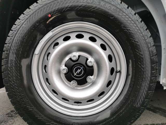 Fahrzeugbild eines Opel Movano