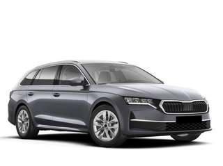 Schräge Frontansicht auf einen Skoda Octavia , freigestellt