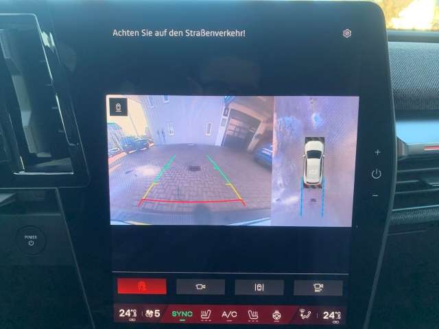 Fahrzeugbild eines Renault Scenic E-TECH