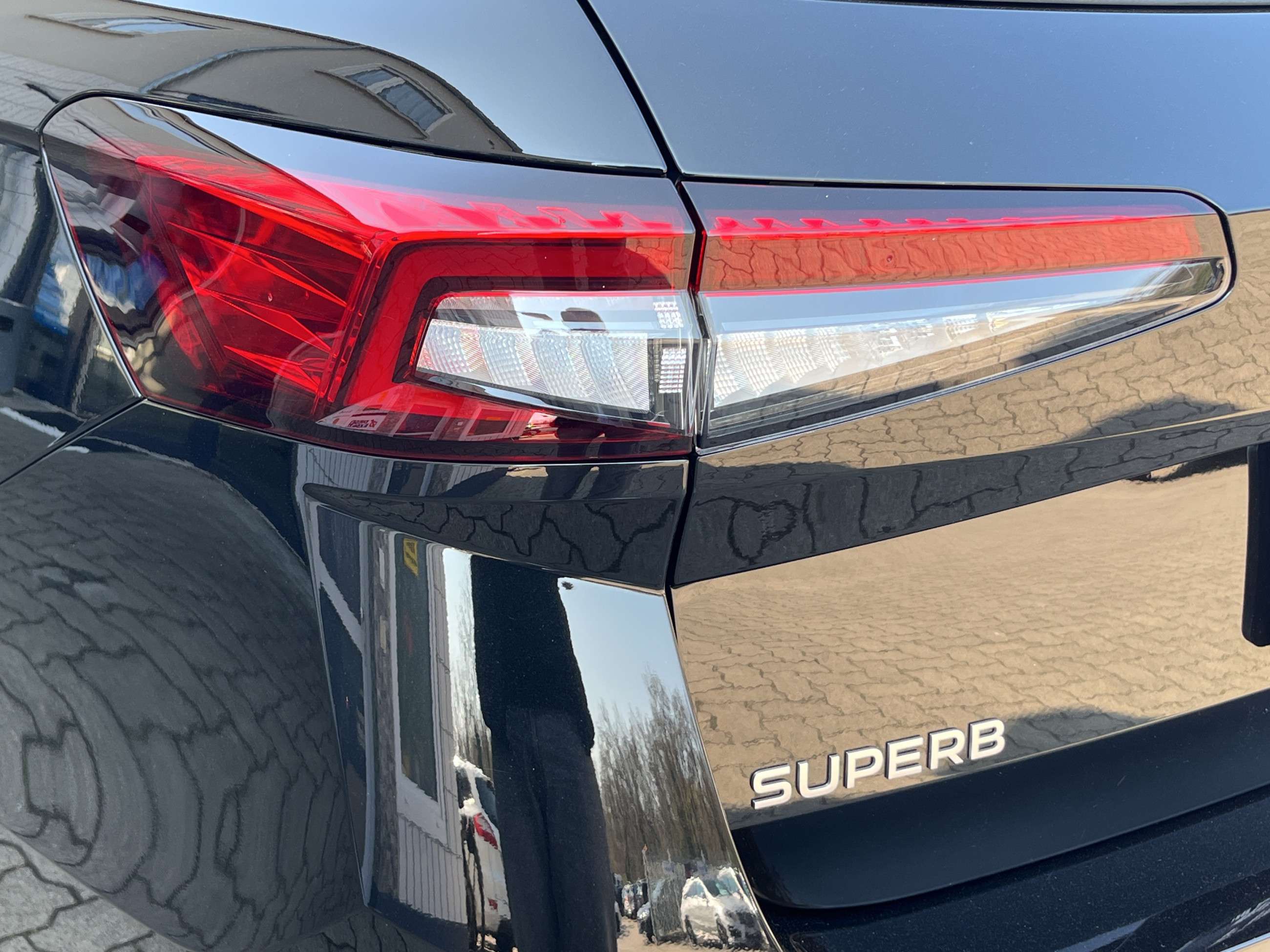 Fahrzeugbild eines Skoda Superb
