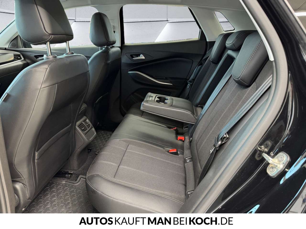 Fahrzeugbild eines Opel Grandland X