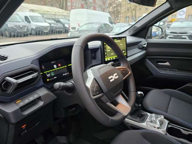 Fahrzeugbild eines Dacia Duster