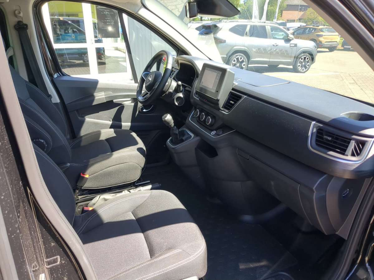 Fahrzeugbild eines Nissan Primastar