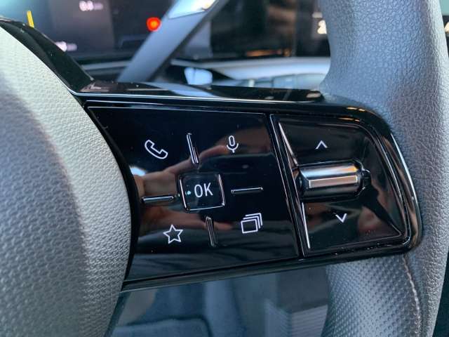 Fahrzeugbild eines Renault 5 E-TECH