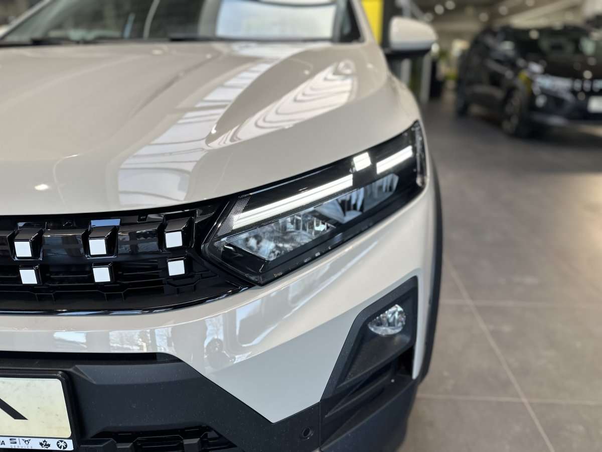 Fahrzeugbild eines Dacia Jogger
