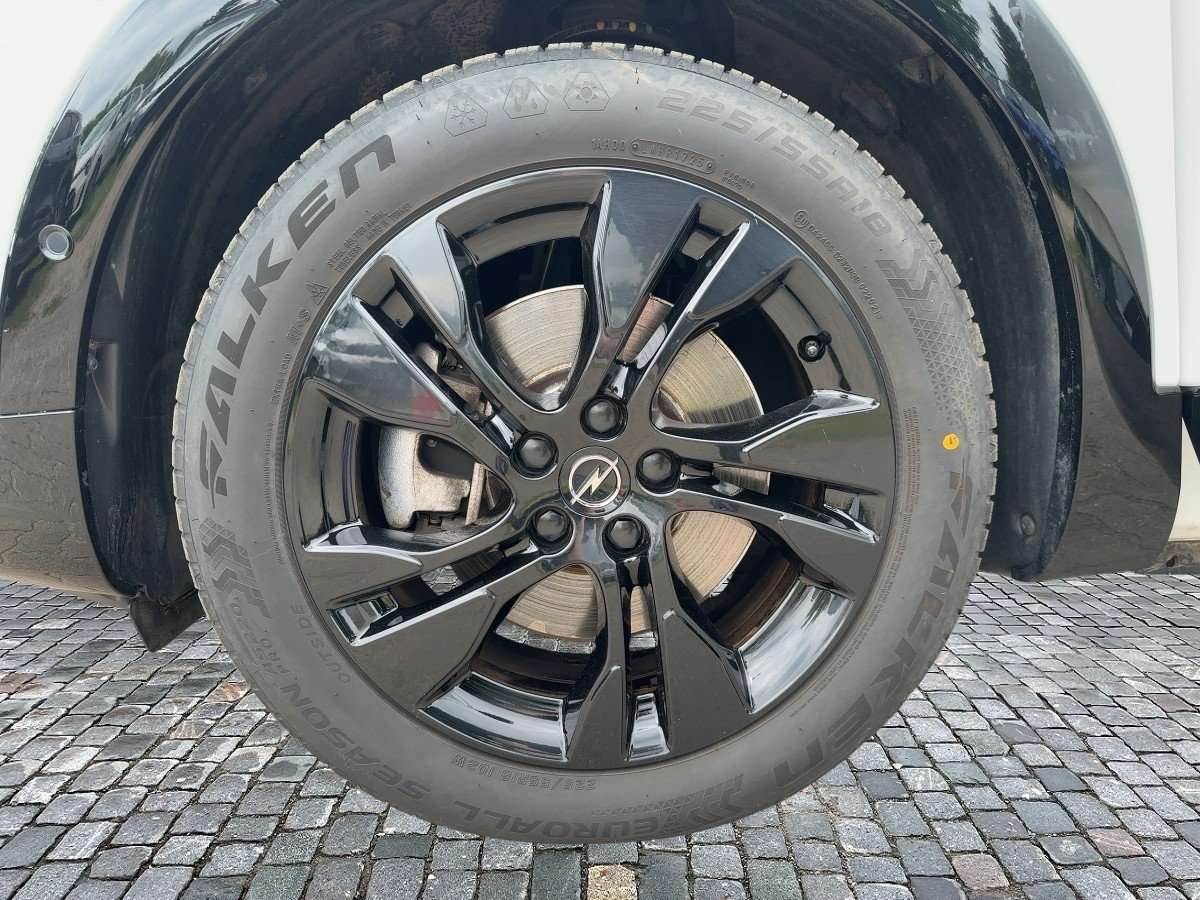 Fahrzeugbild eines Opel Grandland X