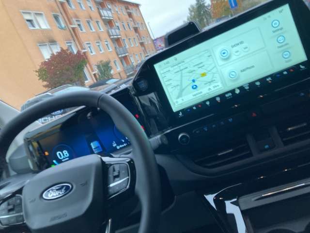 Fahrzeugbild eines Ford Tourneo Custom