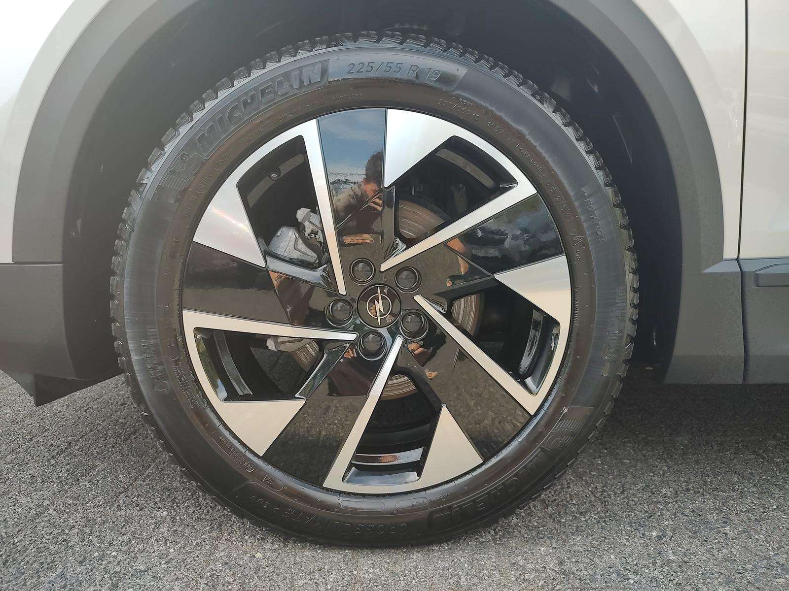 Fahrzeugbild eines Opel Grandland X