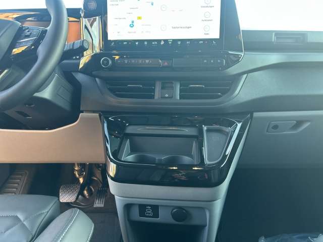 Fahrzeugbild eines Ford Tourneo Custom