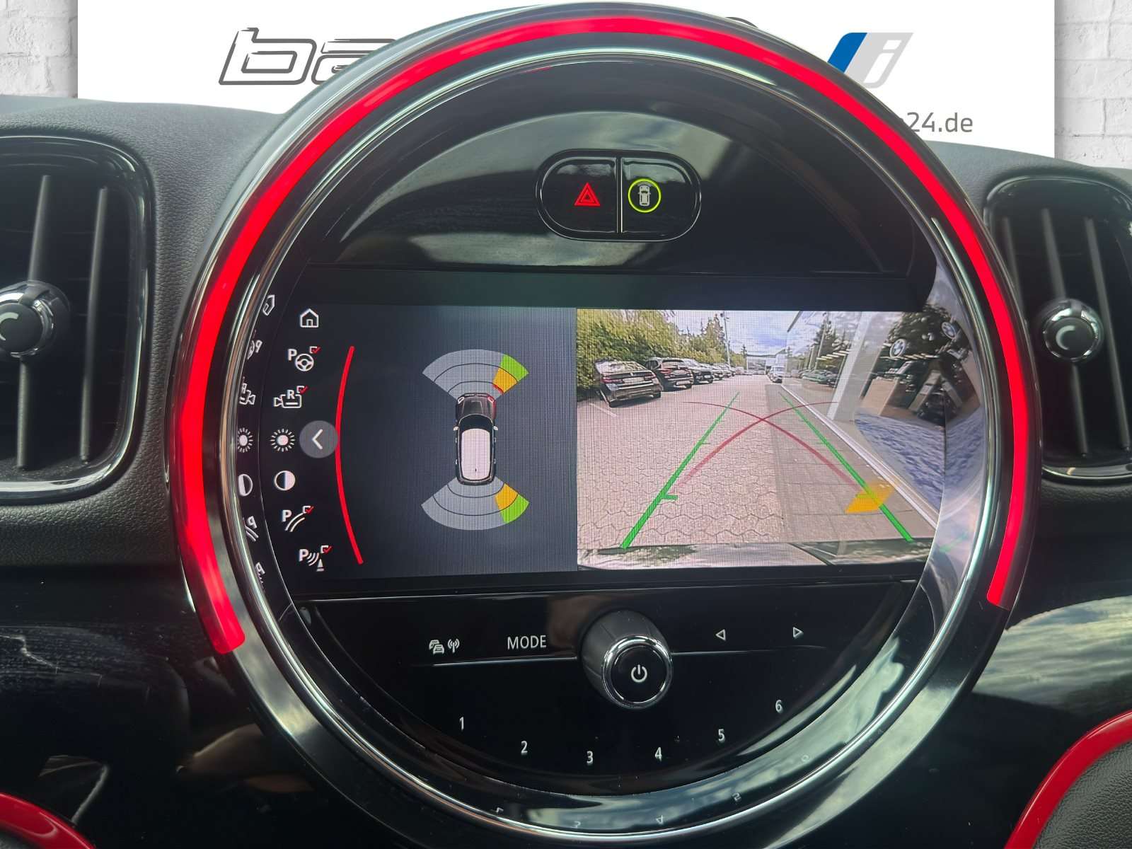 Fahrzeugbild eines MINI MINI