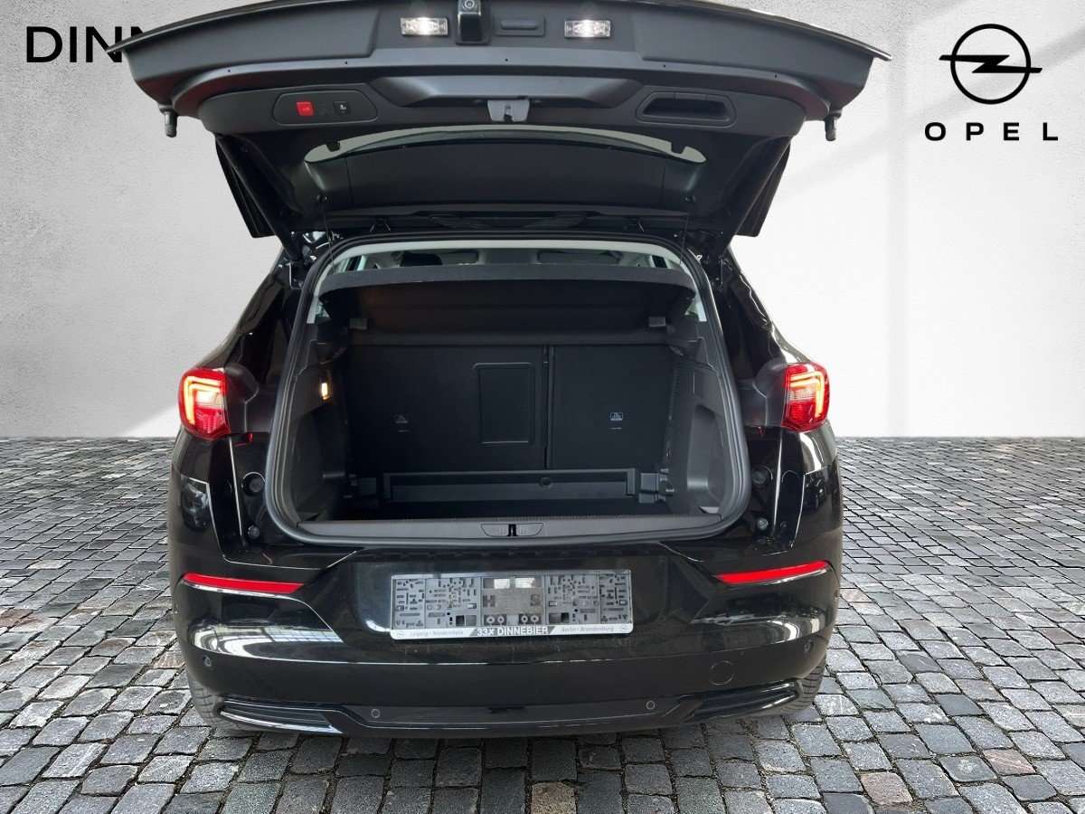 Fahrzeugbild eines Opel Grandland X