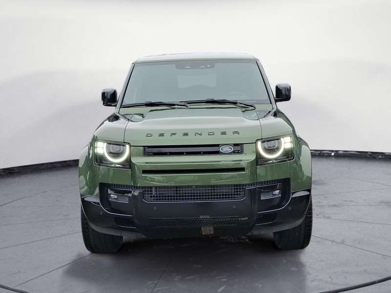 Fahrzeugbild eines Land Rover Defender